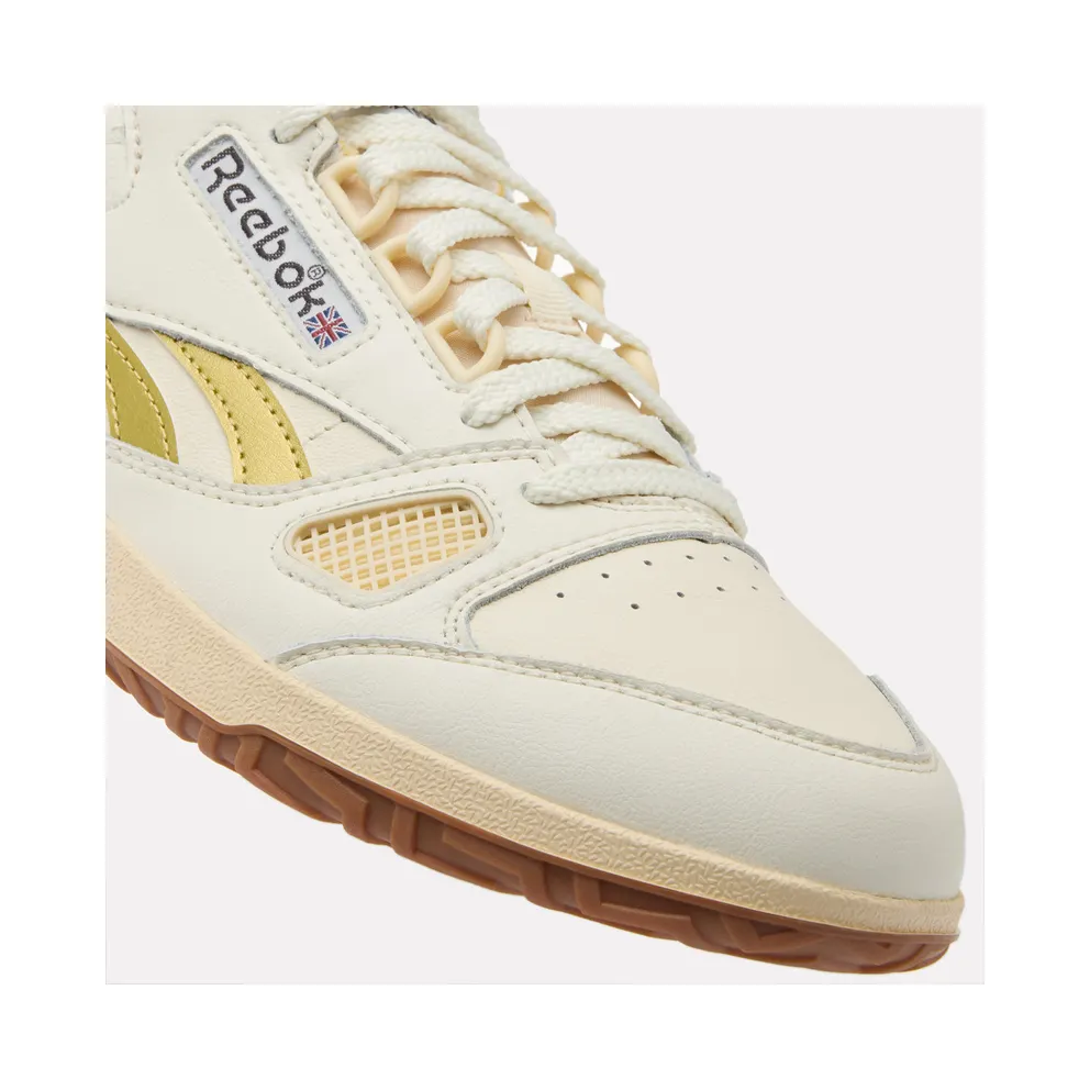 Reebok Defiance 88 “Unisex Chalk & Gold Trainers” (100244854)