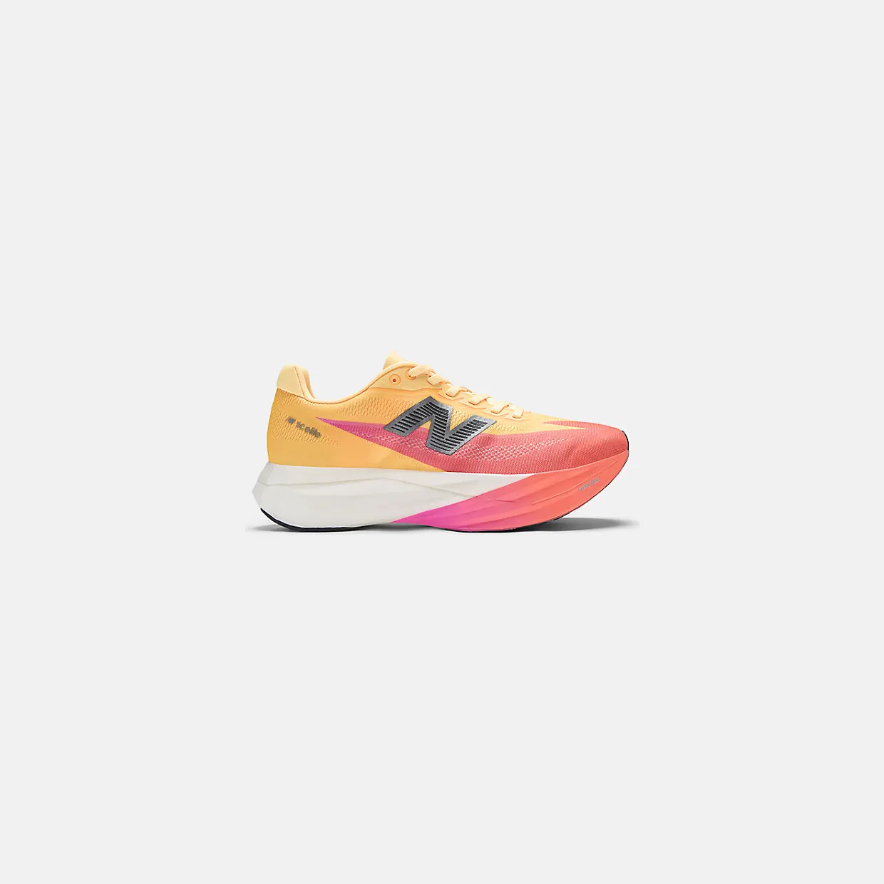 new-balance-fuelcell-supercomp WRCEL4JM