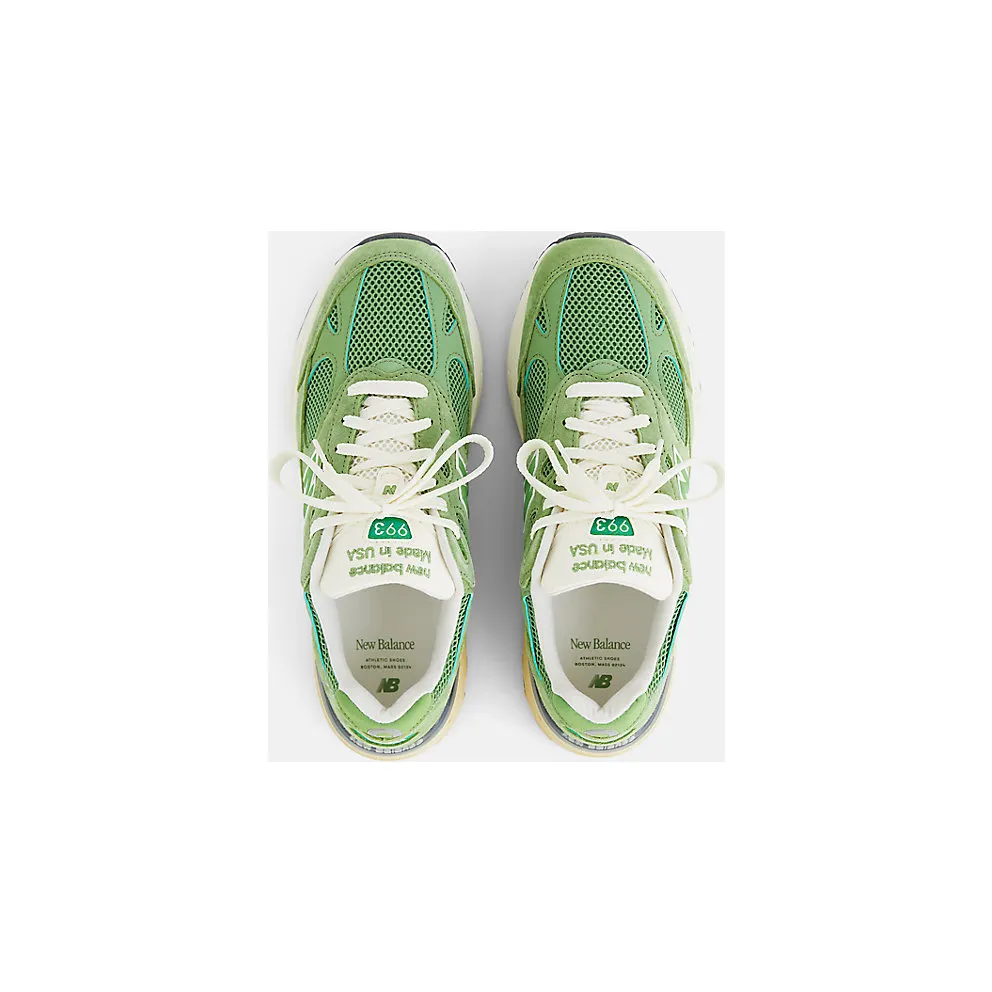 New Balance 993 “Made in USA – Chive” (U993GW)