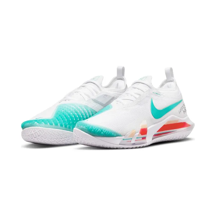 nikecourt CV0742-136