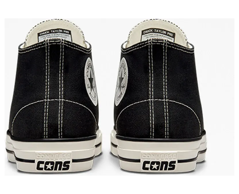 converse-chuck-taylor-all-star A02136C