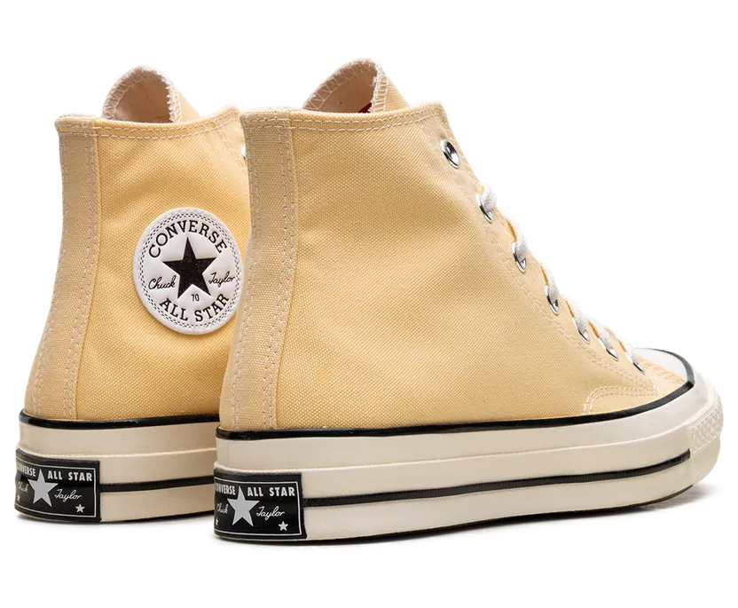 converse-chuck-taylor-all-star A02757C
