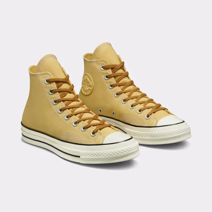 converse-chuck-taylor-all-star A03436C