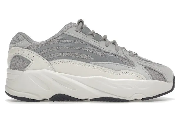 adidas-yeezy-boost-700 HQ6966