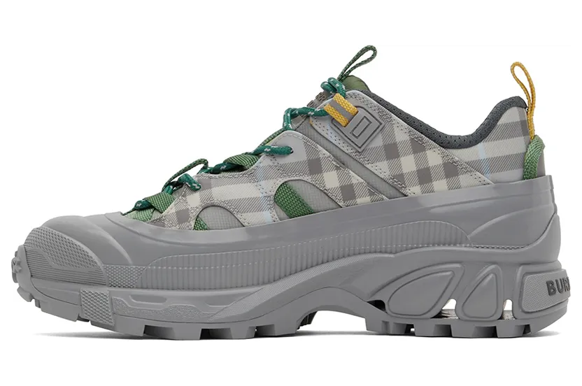 Burberry Grey Arthur Low-Top Sneakers (8050940) (3)