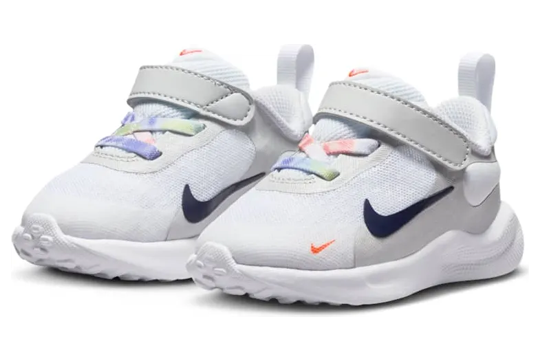 nike-revolution FN4990-100