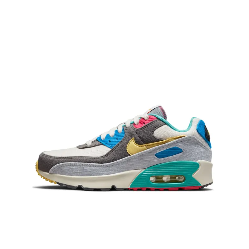 Nike Air Max 90 Older Kids’ Grey 50% Sustainable Materials (DN4415-001)