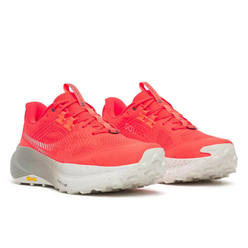 SAUCONY Xodus Ultra 4 “Black / Rust” (S101617-1007)