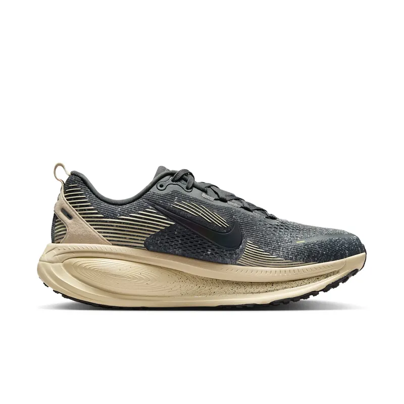 Nike Vomero 18 “Oatmeal” (IH4114-140)