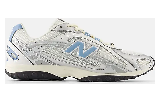 New Balance 204L “Silver Metallic / Sky” (U204LSWC)
