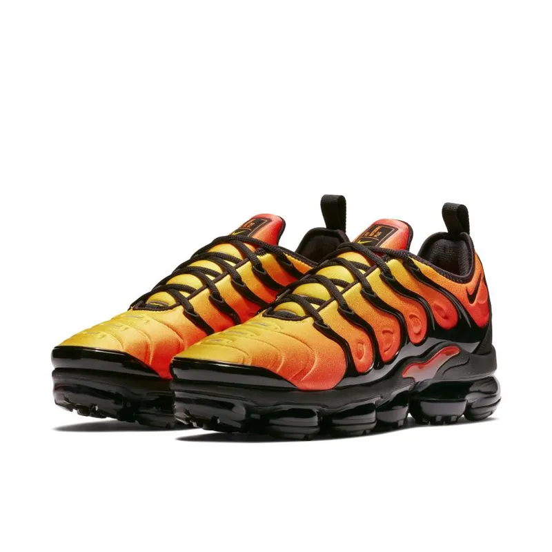 Nike Air VaporMax Plus Black Orange Crimson Black/Black-Total Orange-Total Crimson (924453-006)