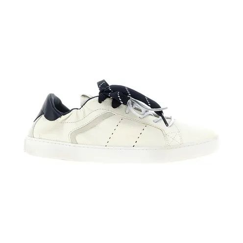 Miu Miu “Blue” (5E532EF0052KJF0BJO)