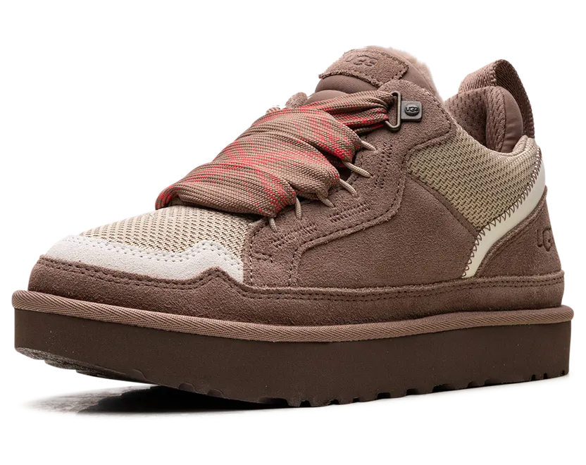 UGG Lowmel “Rocky Oak”: warm bruin voor frisse dagen (3)