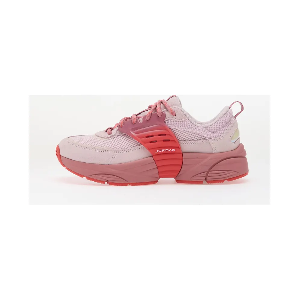 Air Jordan Trunner Regal Pink / Desert Berry / Track Red