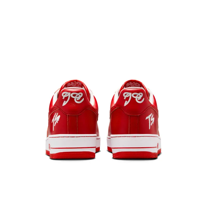 Terror Squad x Nike Air Force 1 Low “University Red”: eindelijk een datum (6)