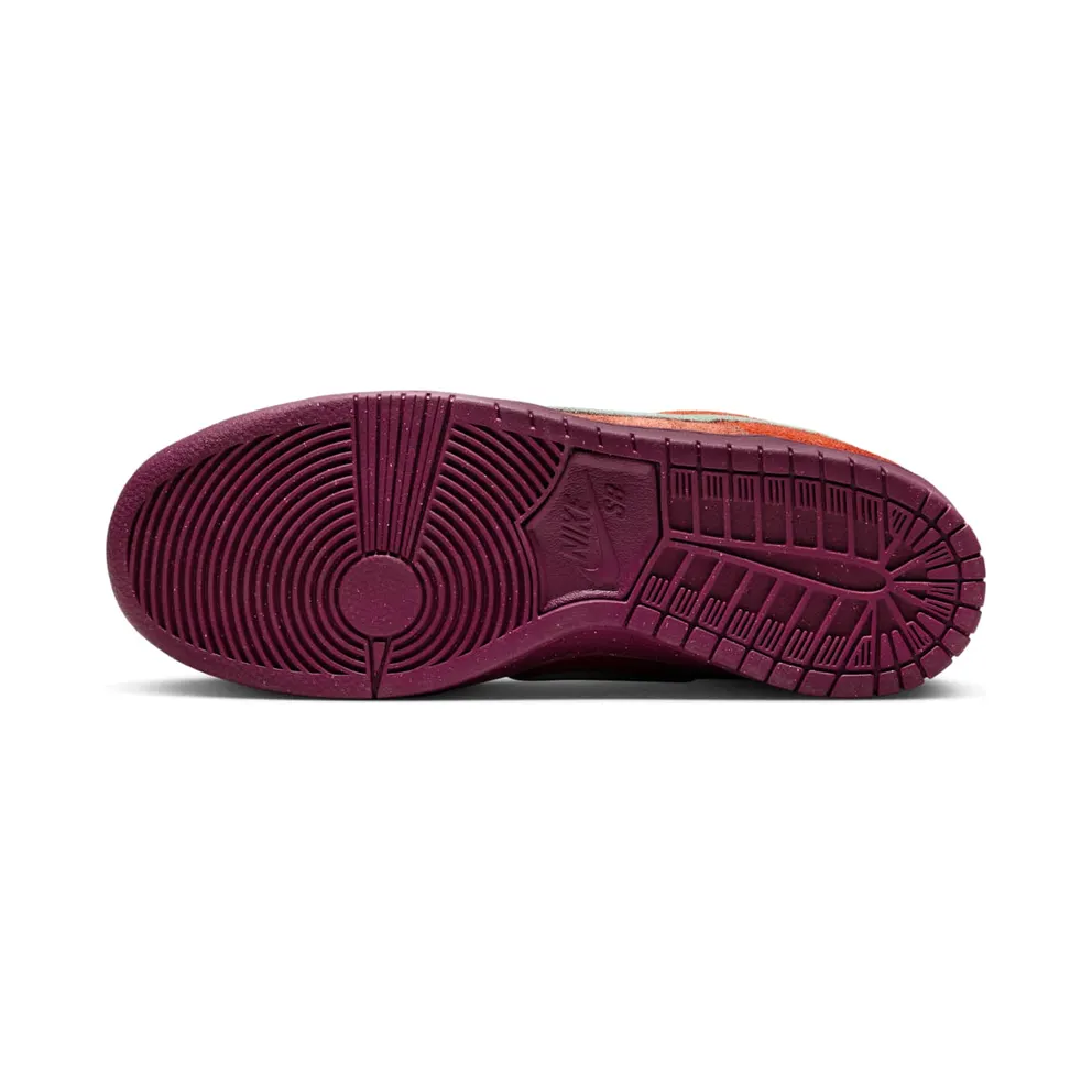 Nike SB Dunk Low Pro Prm “Mystic Red” (DV5429-601)