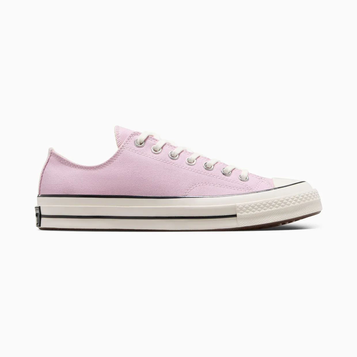 converse-chuck-taylor-all-star A08724C