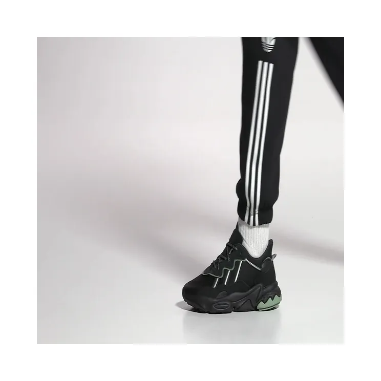 adidas-ozweego HP6336