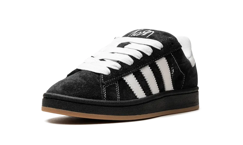 adidas Korn Campus 00s “Black Gum” (IG0792): clean van buiten, nu-metal van binnen (3)