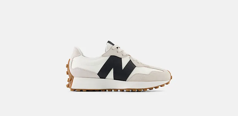 New Balance 327 “Moonbeam Black” (WS327GD)