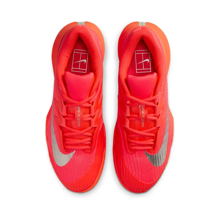 nikecourt HQ2550-600