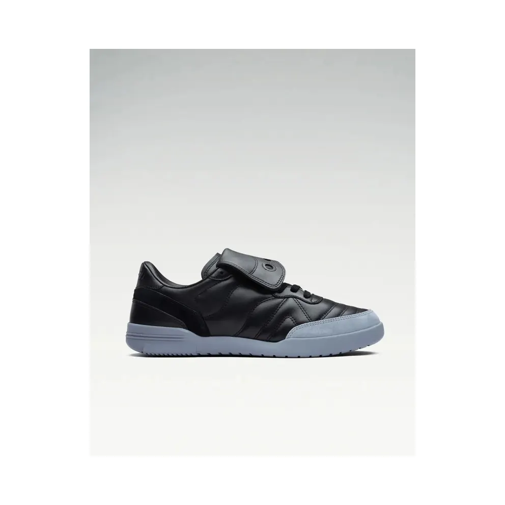 SAUCONY 586i S “Black / Flint” (S70914-1)