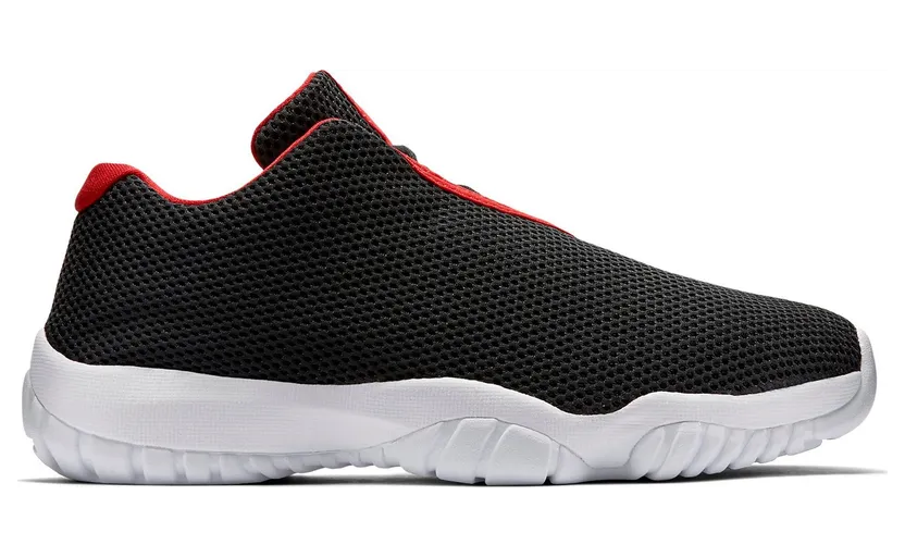 Jordan Future Low Black Red White (718948-001)