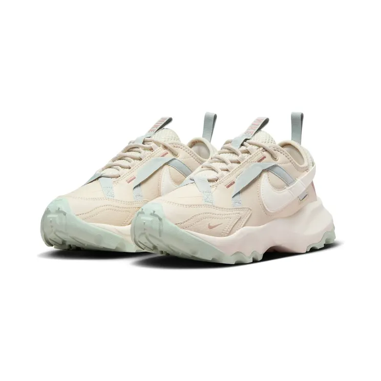 nike-tc-7900 DD9682-102