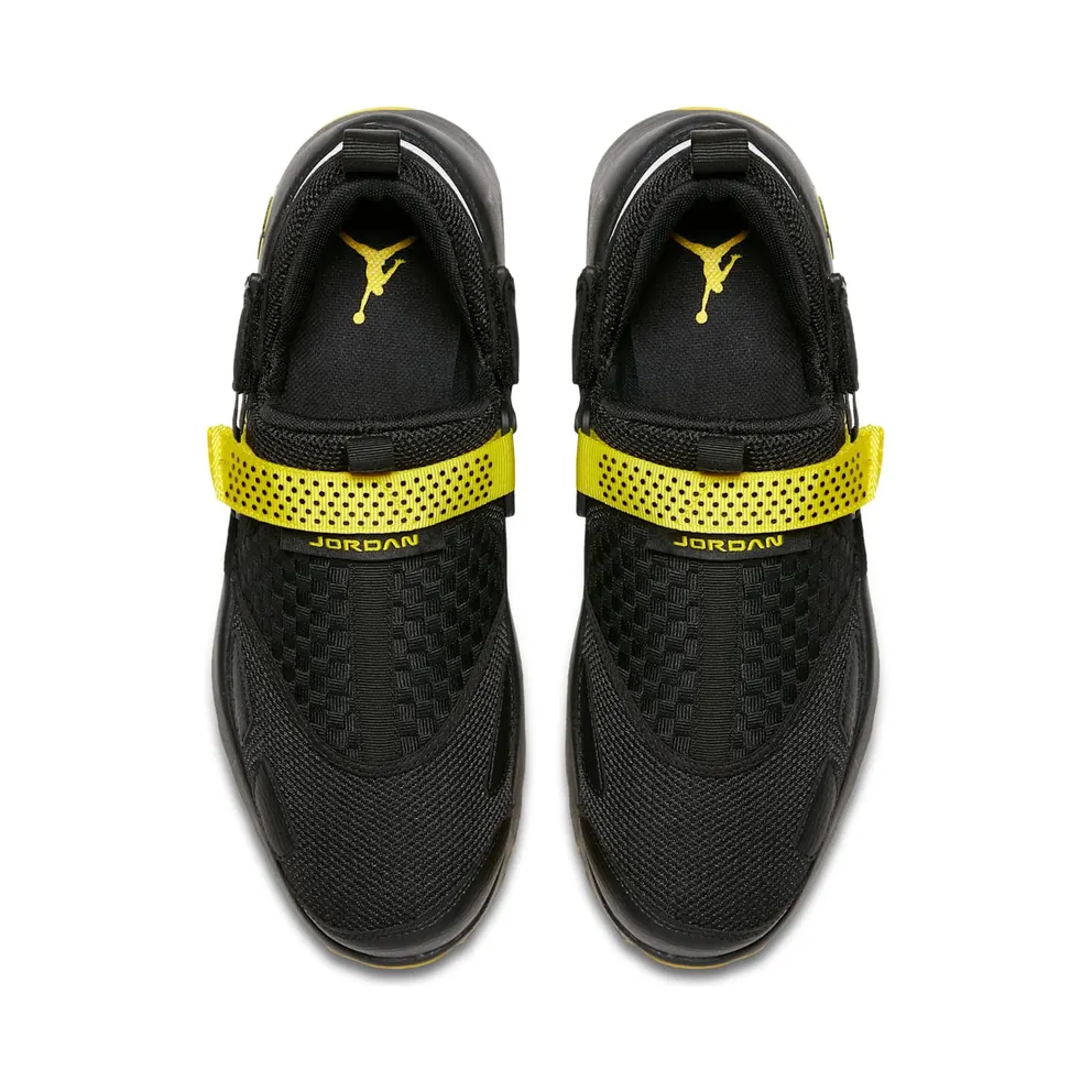 Jordan Trunner LX Thunder Black/Black-Opti Yellow (897992-031)