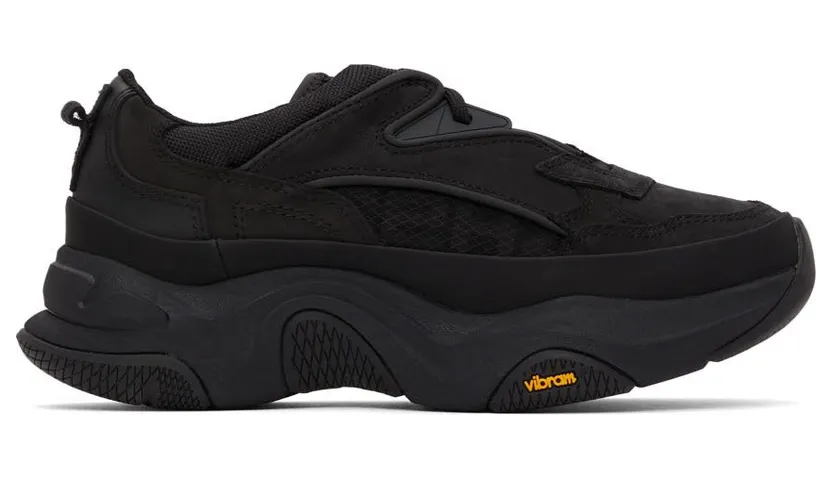 C2H4 Black Quark Alpha Sneakers (R002-134)