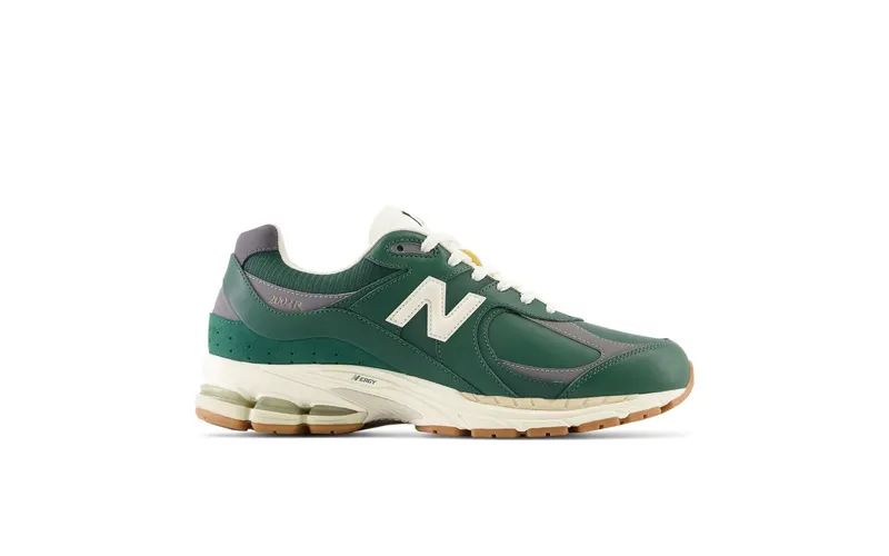 New Balance 2002R Nightwatch Green Vintage Leather (M2002RVI)