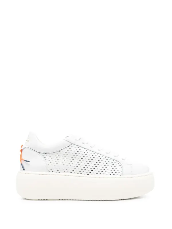 Barracuda Sneakers with plateauzool and geperforeerd detail – White (BD1485)