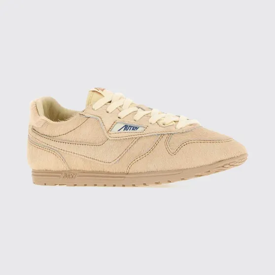 Autry Windspin Low-Top Sneakers in Pony-Effect Leather Ivory (WSLWBN04)