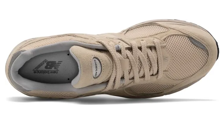 new-balance-2002r ML2002RE