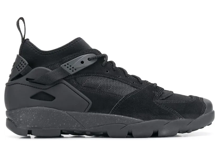 Nike ‘ACG Air Revaderchi’ Sneakers – Schwarz (AR0479)