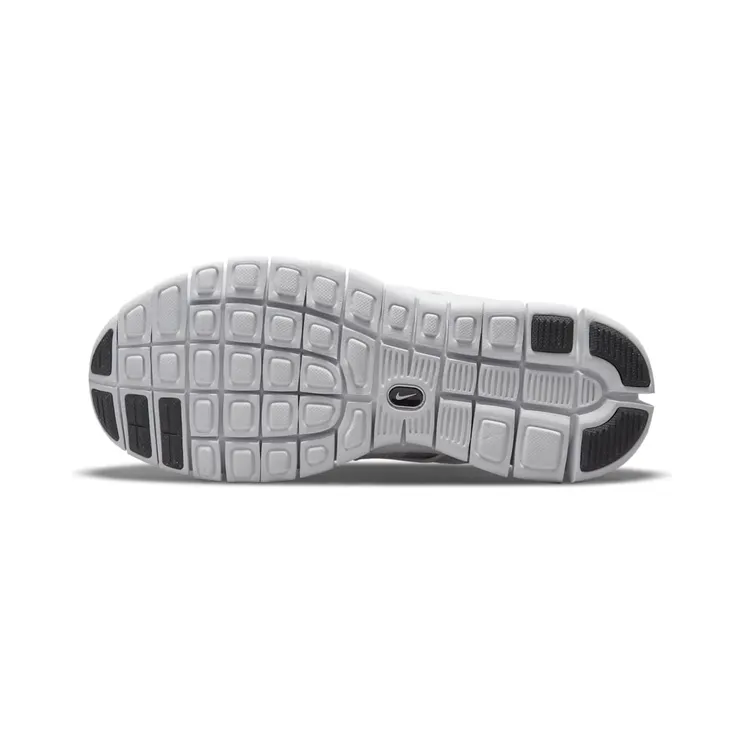 nike-free DD0163-100