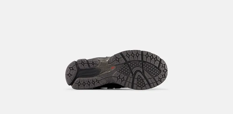 New Balance 1906 “Primaloft Black Silver Metallic” (U1906ROE)