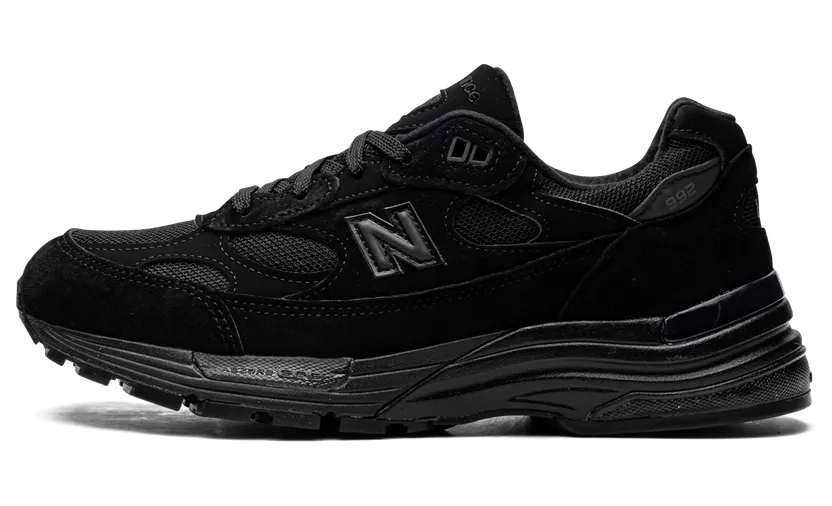 New Balance 992 “Triple Black” (M992EA)