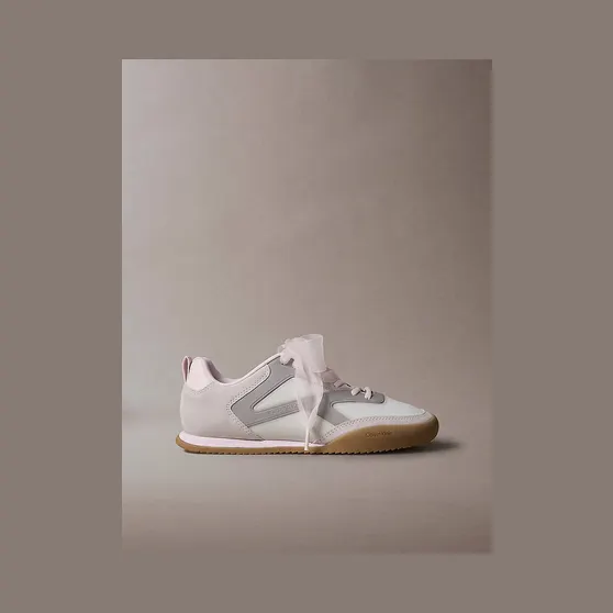 Calvin Klein Ck Kayla – Organza Runner “PEARL GREY/FORMAL GREY/LILAC/GUM” (HW0HW0324709W)