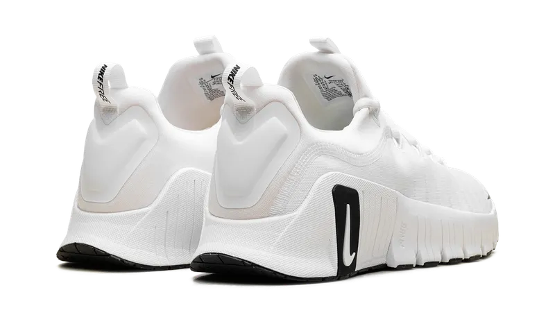 Nike Free Metcon 6 “White / Black” (FJ7127-101)