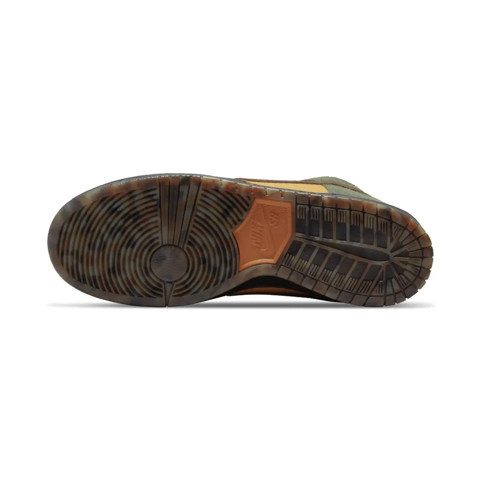 Nike x Pass-Port SB Dunk High Workboot – “Carbon Green / Cider-wheat Gold” (DO6119-300)