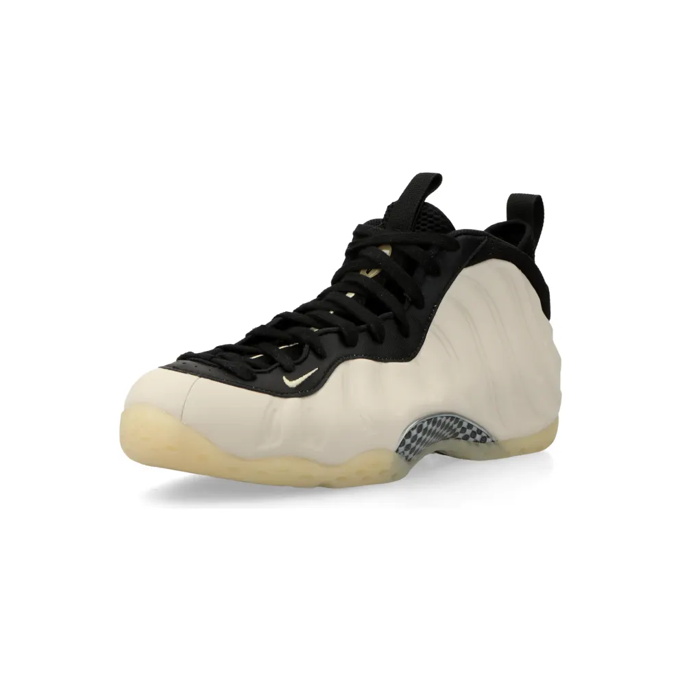 Nike Air Foamposite One (black / team gold / lt orewood brown / chrome) – FD5855-002