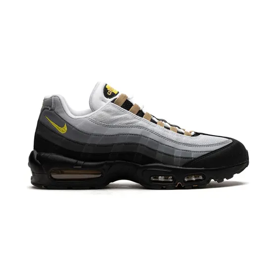 Nike x Supreme Air Bakin SP Supreme “White” (DX4236)