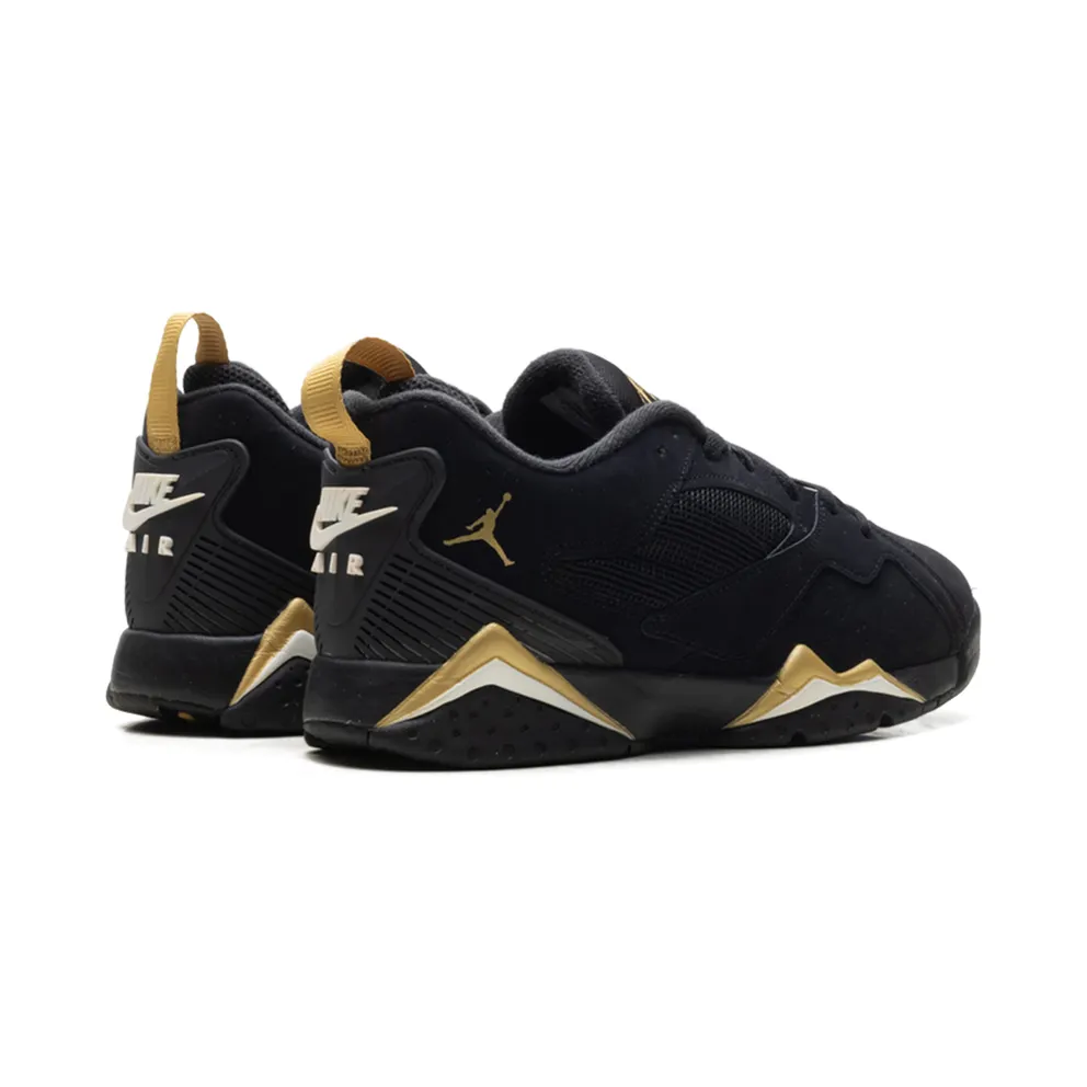Air Jordan MVP 92 “Golden Moments” (HQ3950-007)