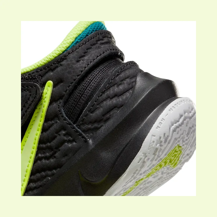 nike-team-hustle DD7302-012