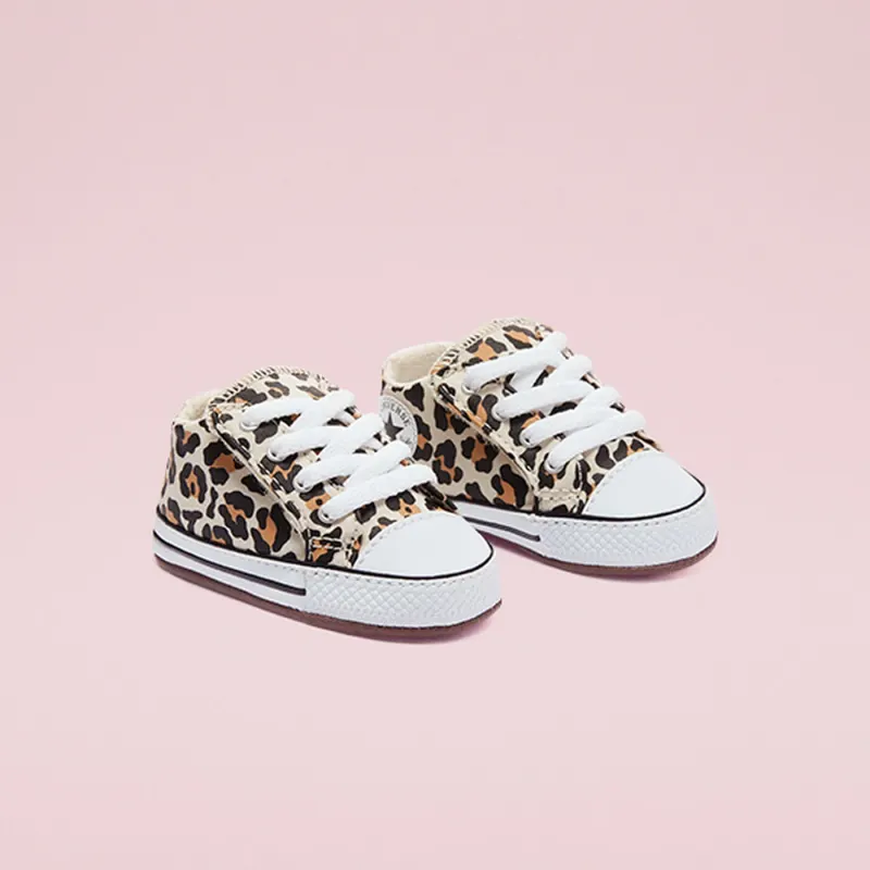 converse-chuck-taylor-all-star 870415C