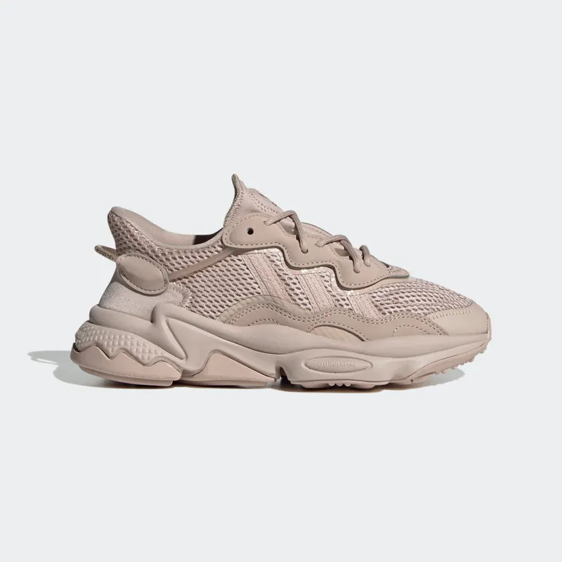 Adidas OZWEEGO Wonder Taupe / Wonder Taupe / Cloud White (HQ1621)