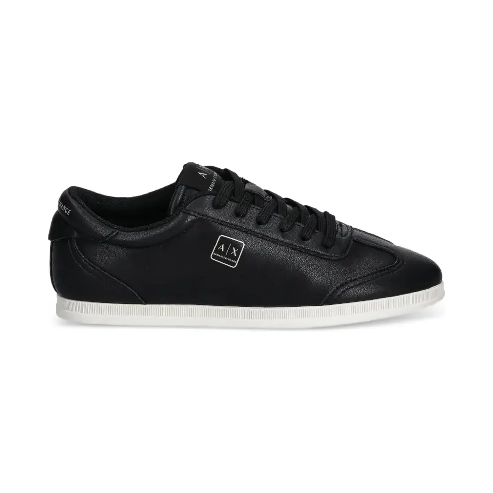 Armani Exchange mit Logo-Detail – Black (XW001668AF17628)