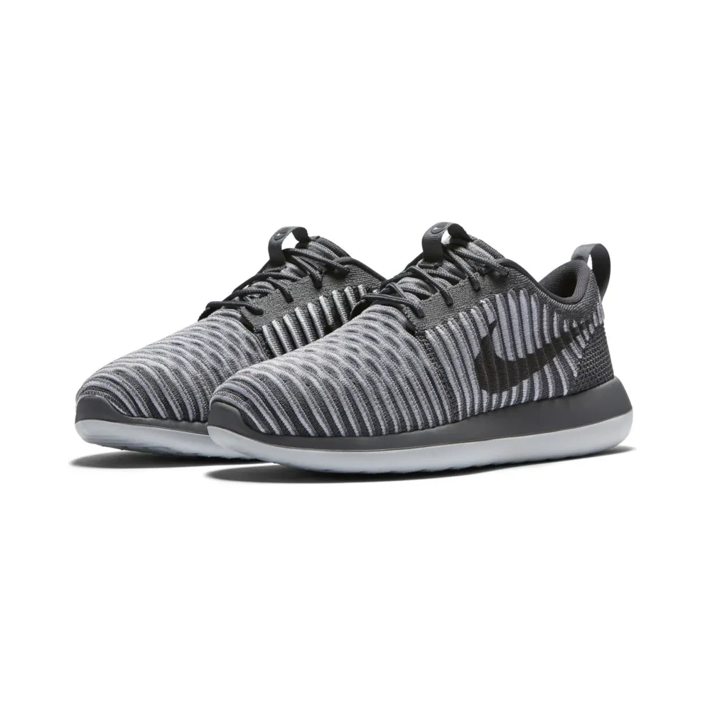 Nike Roshe Two Flyknit Pure Platinum (W) Dark Grey/Pure Platinum-Dark Grey (844929-002)