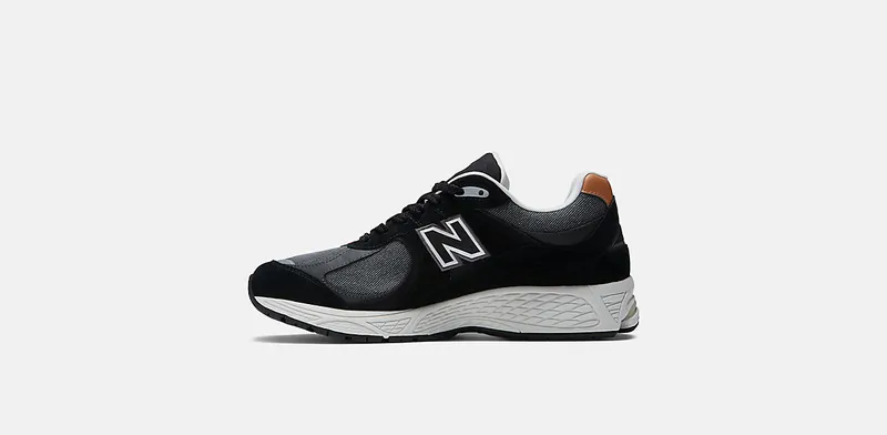New Balance 2002R “Black Denim” (M2002REB)